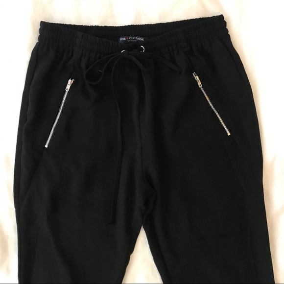 Black Jogger Work Pants With Zippers - Picture 2 of 3
